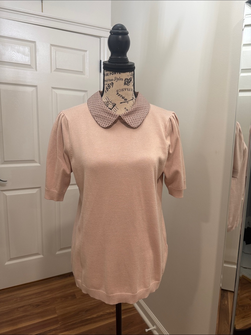 Adrianna Papell Blush Pink Peter Pan Collar Short Sleeve Top